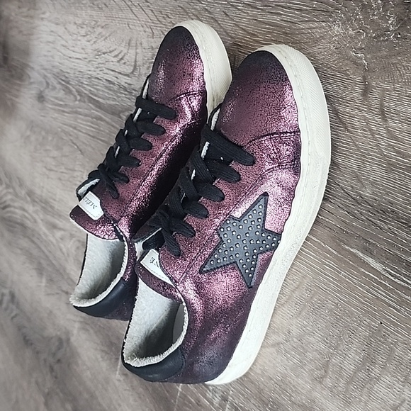 Mèlinè Shiny Metallic Italian Leather Studded Star Low Top Sneakers Raspberry 37 - Picture 5 of 8